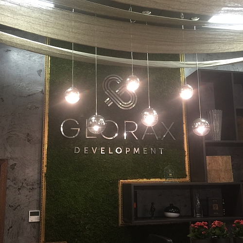 Интерьерное оформление офиса Glorax Development